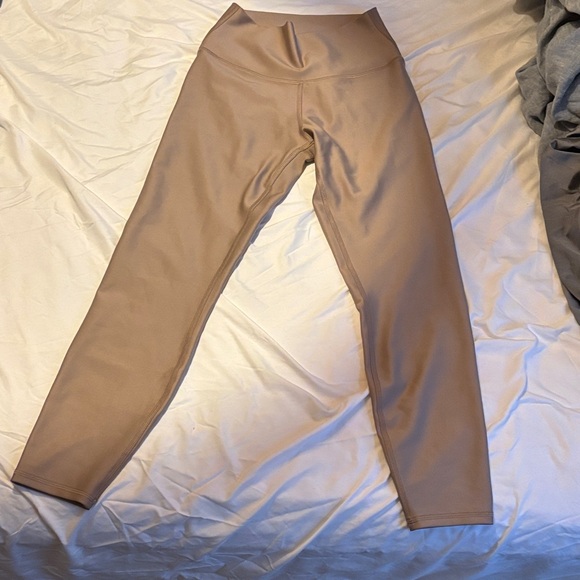 ALO Yoga Tan Leggings - Picture 1 of 2
